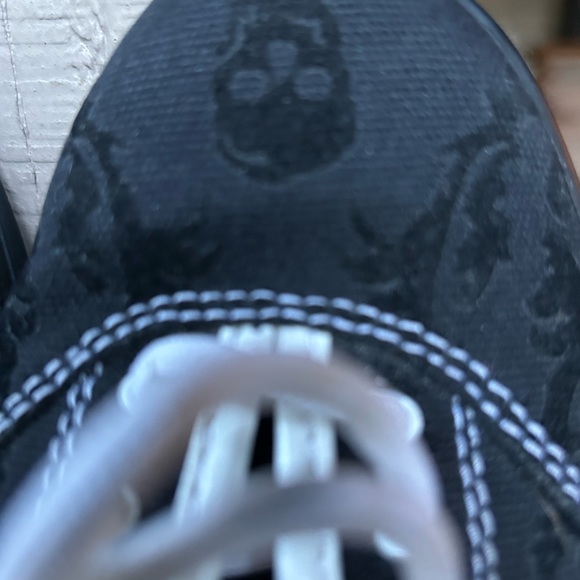 Dr Martens skull slip ons canvas shoes. Sz 37 (6) - Picture 4 of 8